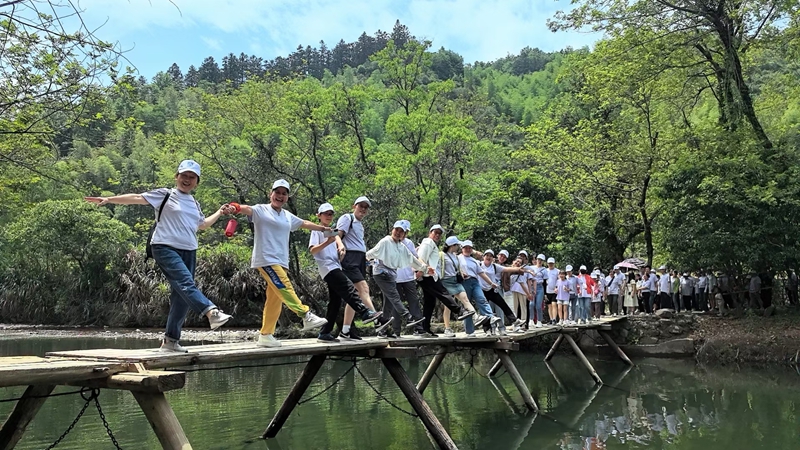 滑環(huán)廠家團建1.jpg